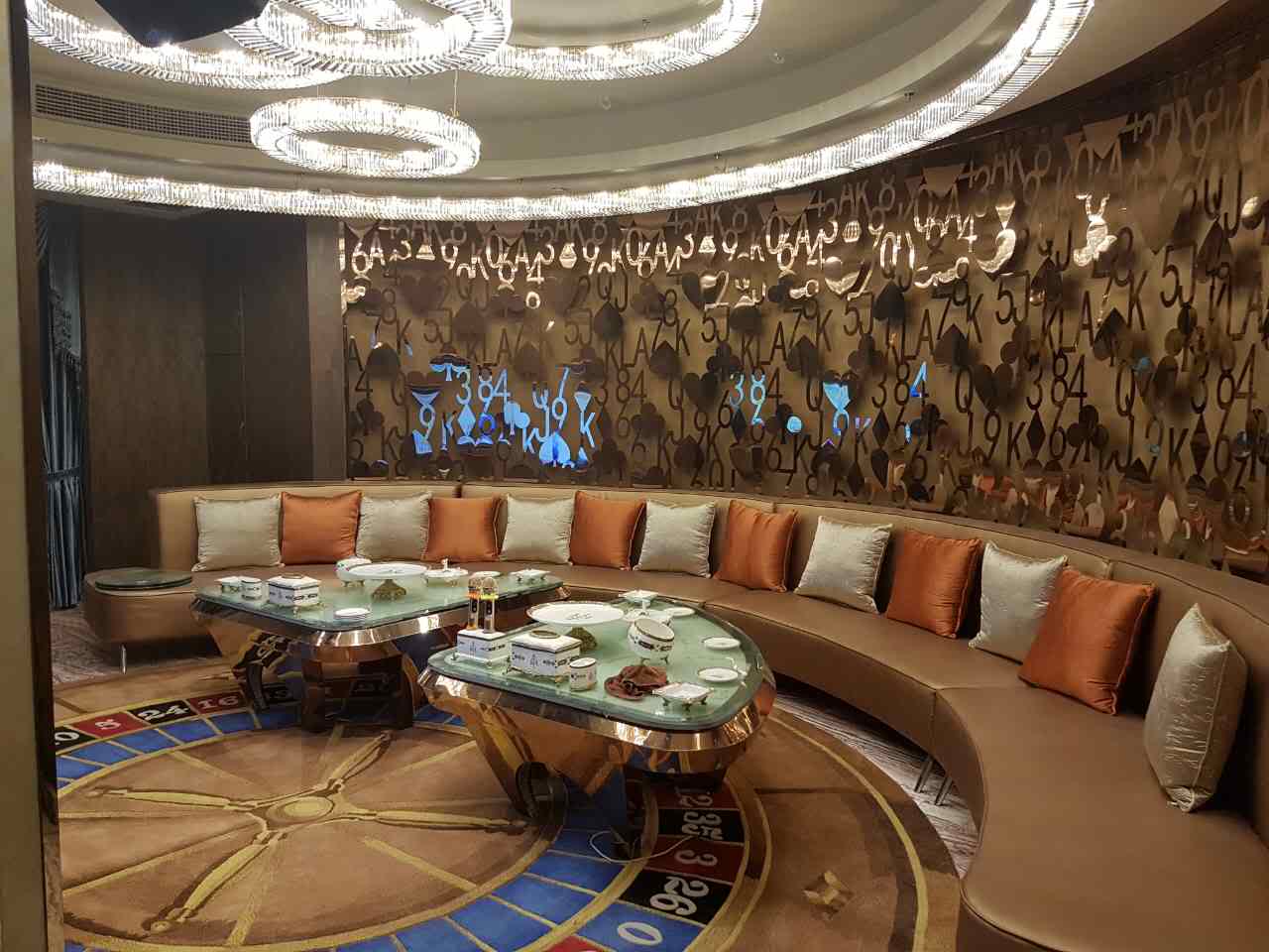 云南昆明KTV招聘模特日结薪资:1200/1400 云南昆明KTV招聘模特日结薪资:1200/1400