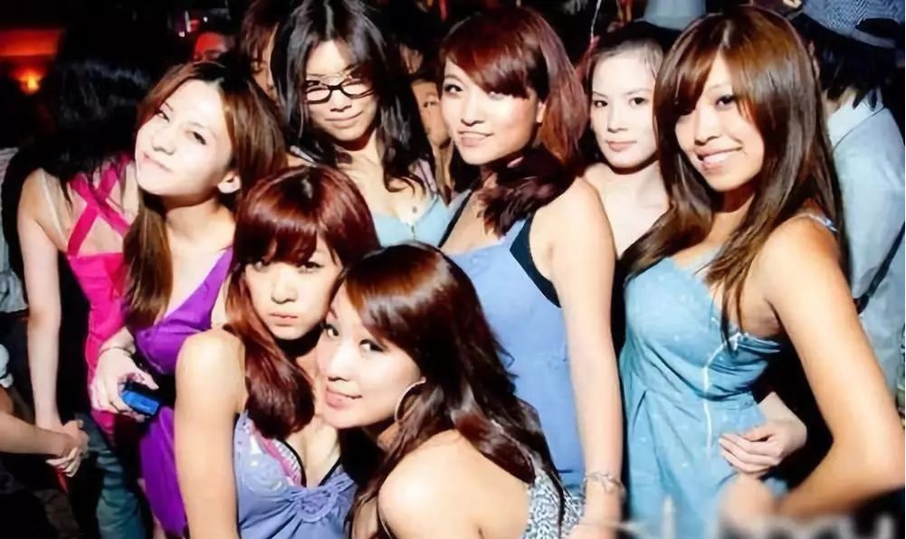 西安ktv招聘工作简单、轻松、自由、薪资高 西安ktv招聘工作简单、轻松、自由、薪资高