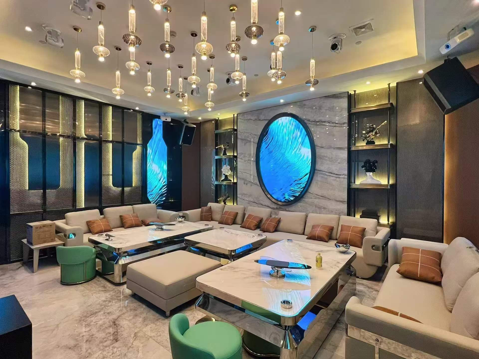 昆明夜总会招聘寻找最优秀的你生意好场子多 昆明夜总会招聘寻找最优秀的你生意好场子多