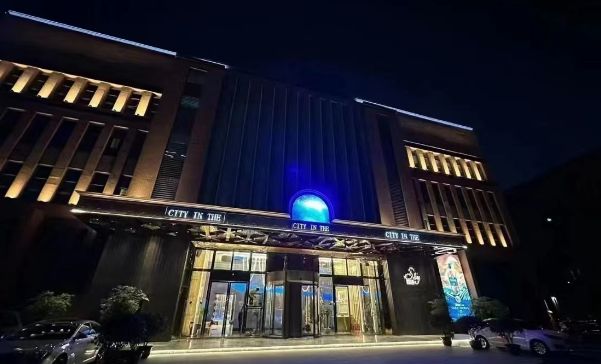 武汉商务夜场常年招聘寻找真正优秀的人 武汉商务夜场常年招聘寻找真正优秀的人