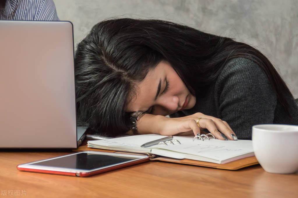 女孩为什么总去夜场,到底有多么赚钱呢?网友:简直太让人惊讶了 女孩为什么总去夜场,到底有多么赚钱呢?网友:简直太让人惊讶了